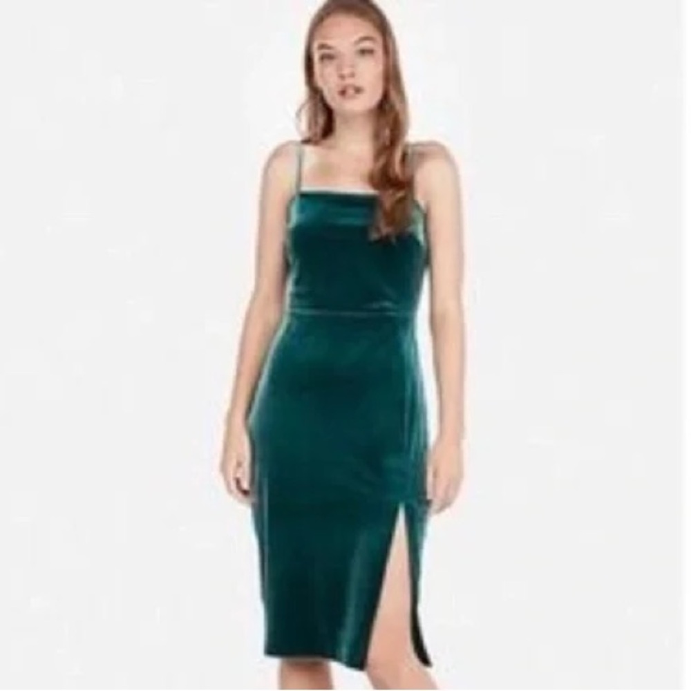 Express Dark Green Velvet Midi Dress